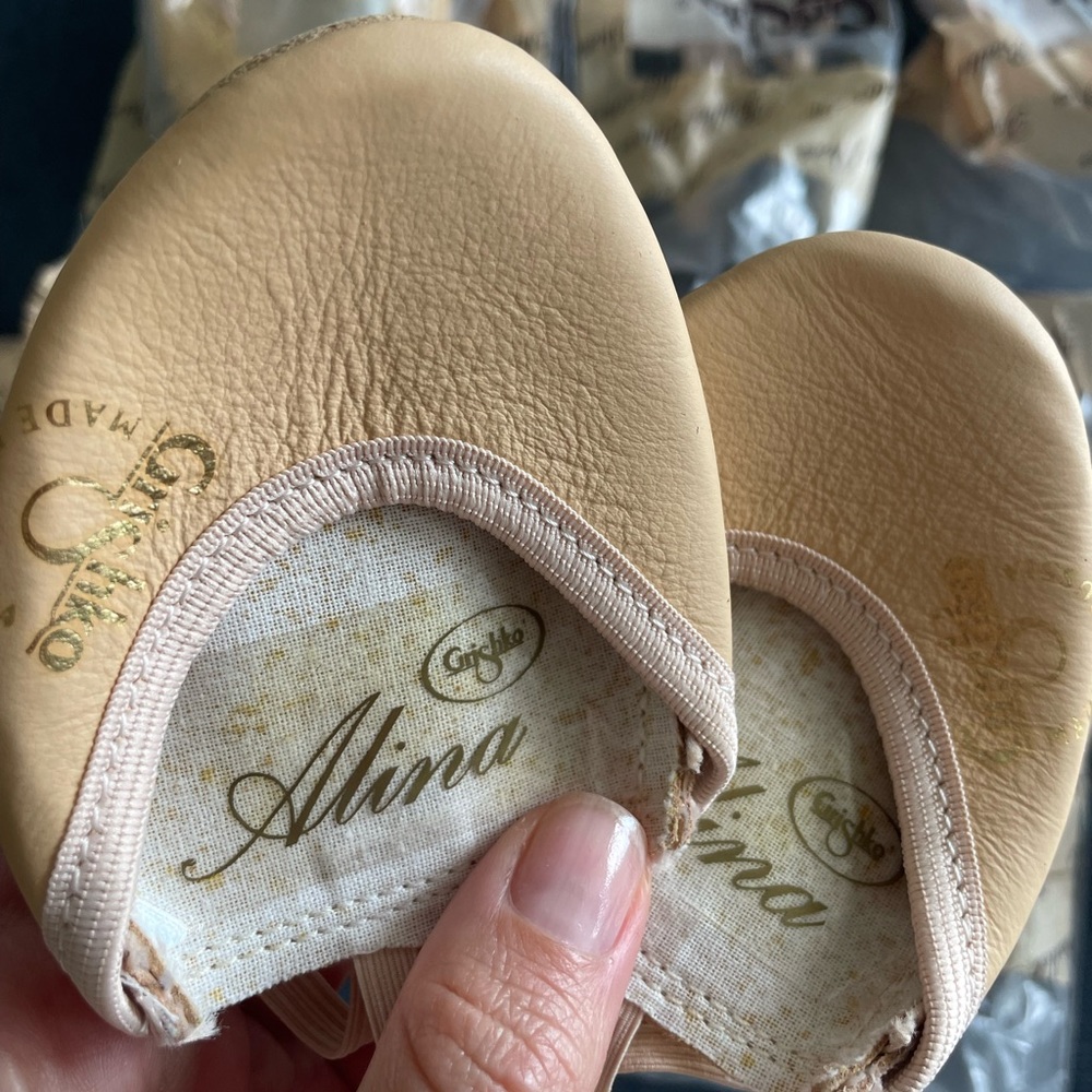 COPY - Rhythmic Gymnastics Half Shoes - Beige